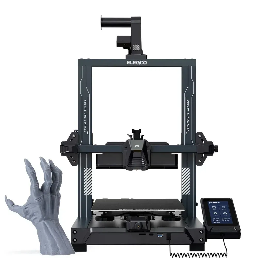 3D принтер Elegoo Neptune 4 Pro, вид спереди, рядом напечатанная модель руки