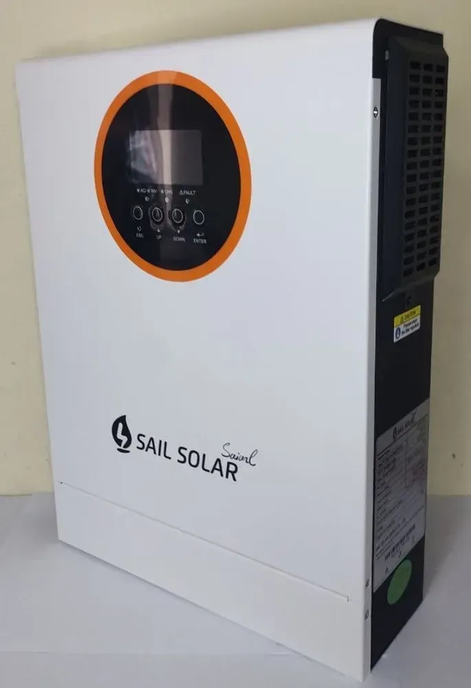 SAS1512VMII справа — решітка вентиляції й наклейка на боковині